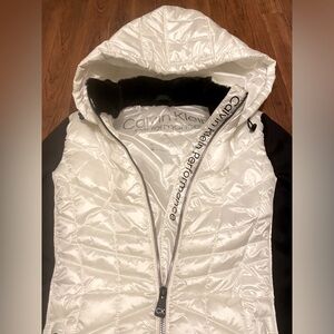 Calvin Klein Women’s Performance Jacket White and Black